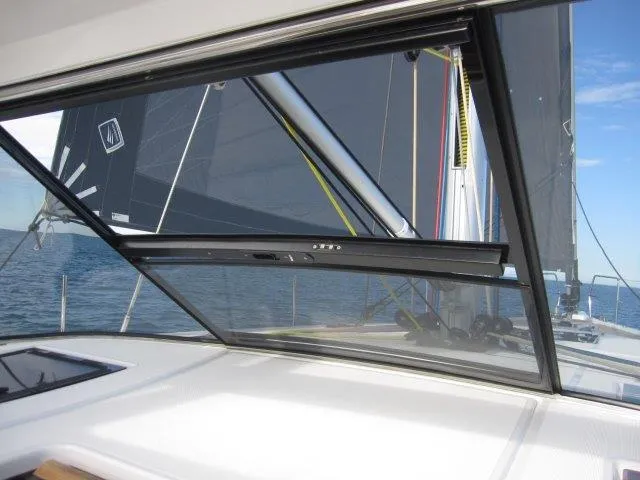 Slide: The Image of Jeanneau 55 2026 - 147