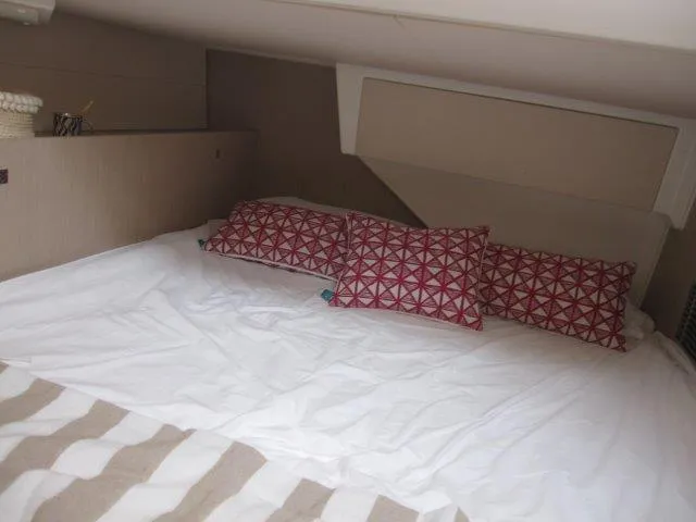 Slide: The Image of Jeanneau 55 2026 - 64