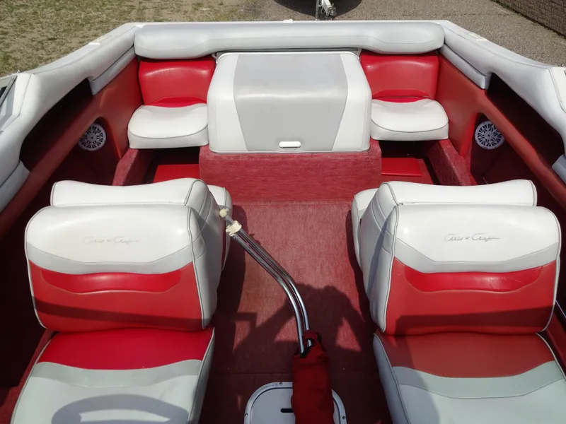 Slide: The Image of 1993 Chris-Craft 197 Concept boat interior with red and white seating. - 10