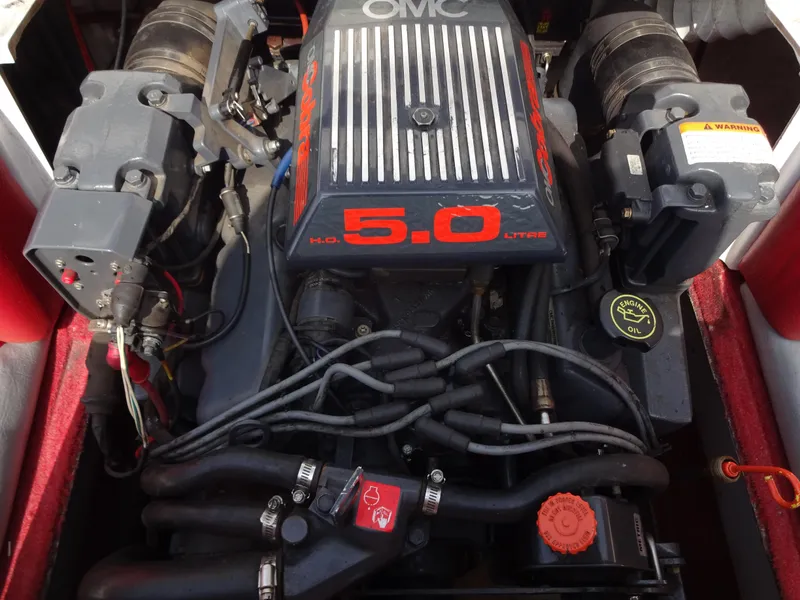 Slide: The Image of 1993 Chris-Craft 197 Concept boat engine, 5.0L V8, OMC Cobra. - 16