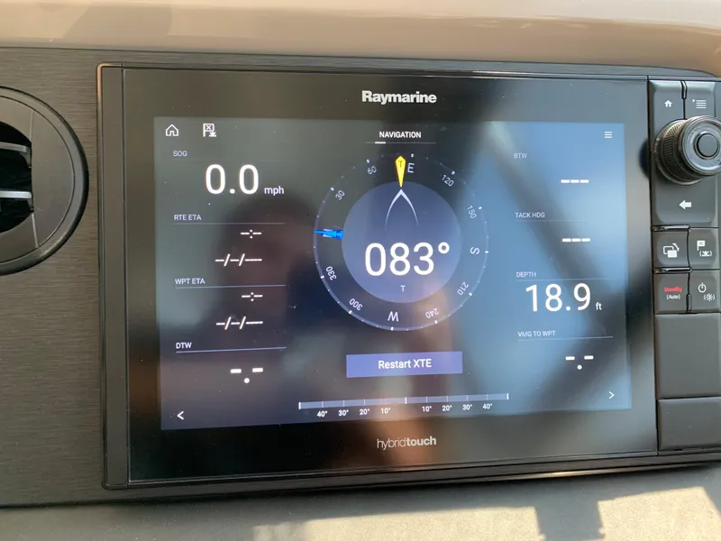 Slide: The Image of Raymarine navigation display on 2017 Sea Ray Sundancer 460 yacht showing 083° heading. - 32
