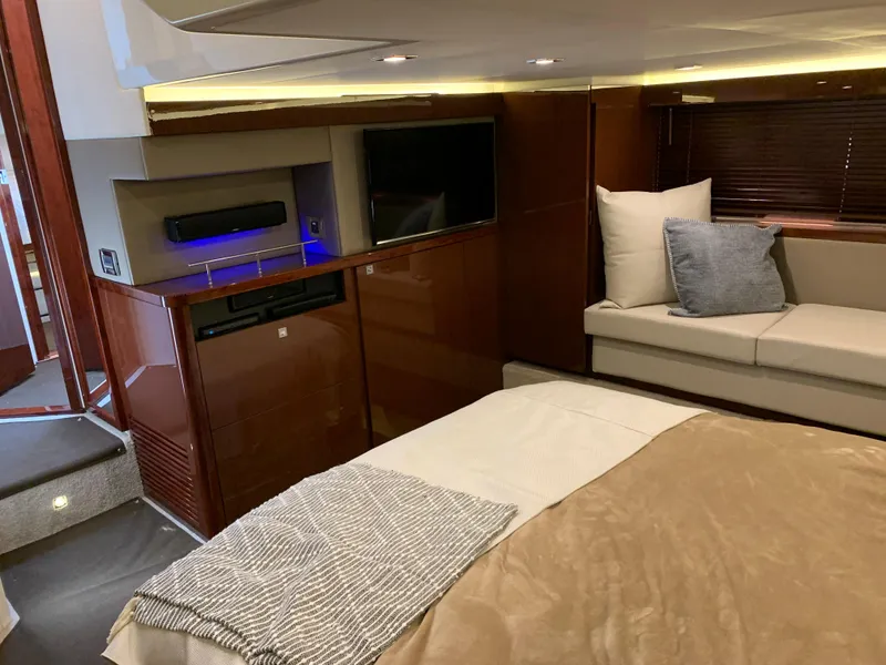 Slide: The Image of Luxurious interior of 2017 Sea Ray Sundancer 460 yacht with modern amenities. - 49