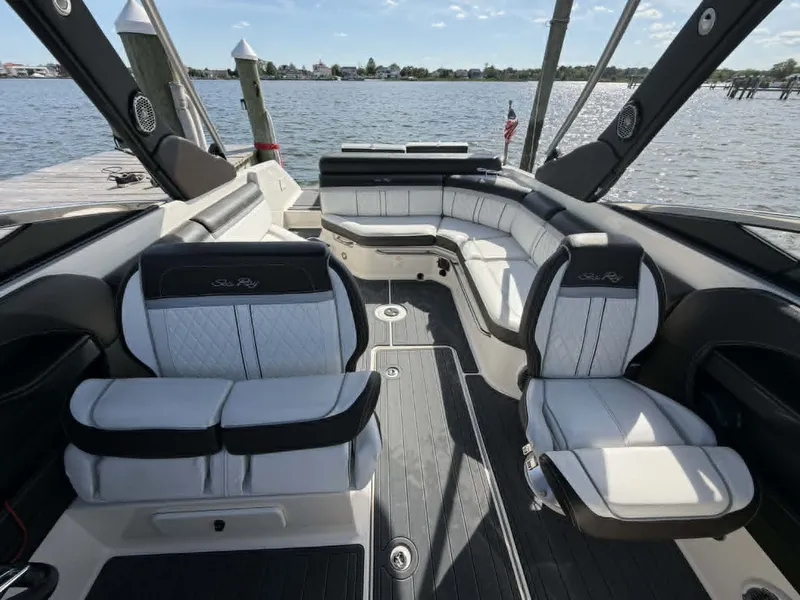 Slide: The Image of Sea Ray 280 SLX 2016 - 13