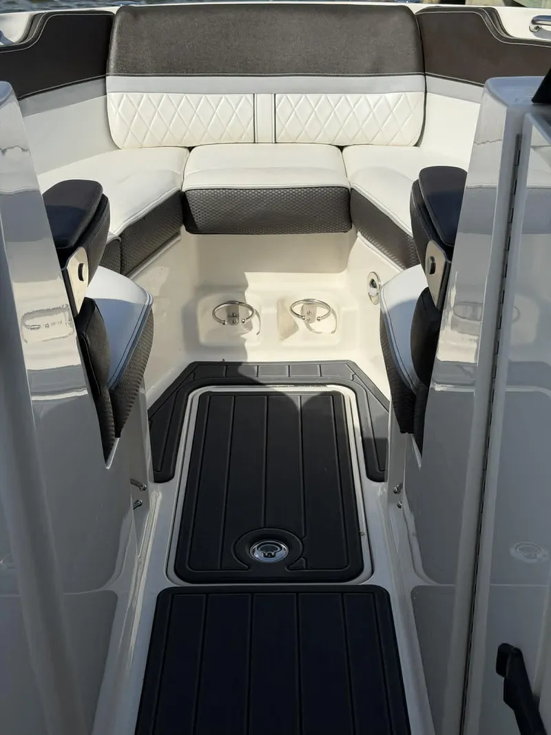 Slide: The Image of Sea Ray 280 SLX 2016 - 3