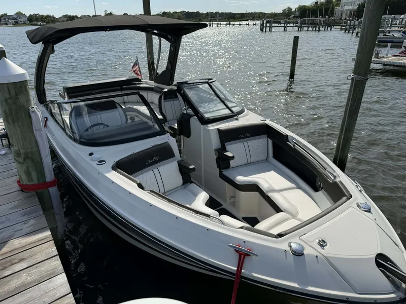 Slide: The Image of Sea Ray 280 SLX 2016 - 8