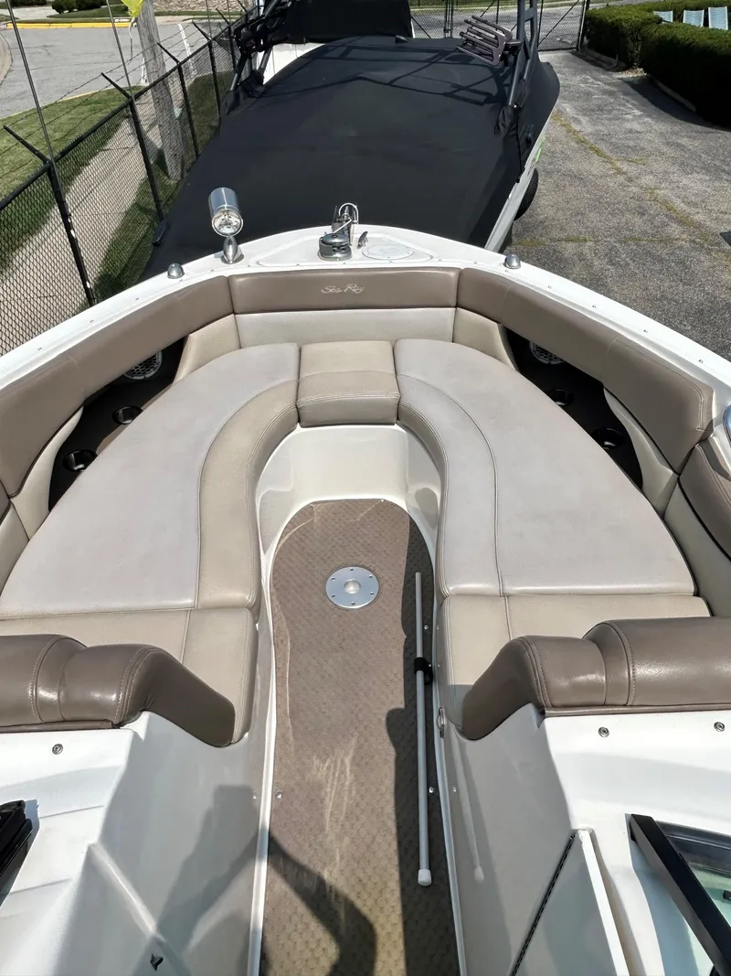 Slide: The Image of 2013 Sea Ray 300 SLX boat with spacious bow seating. - 17