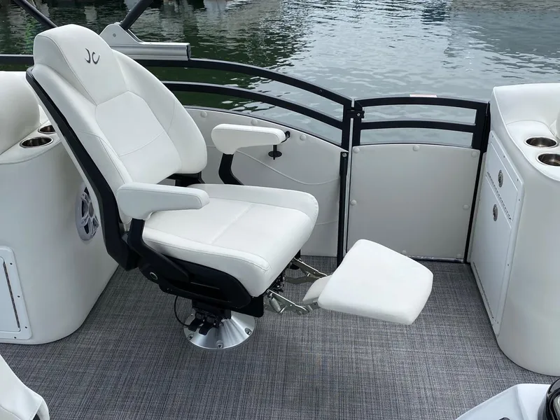 Slide: The Image of Captain's chair on 2024 JC Neptoon Sport 23TT DSL pontoon boat. - 10