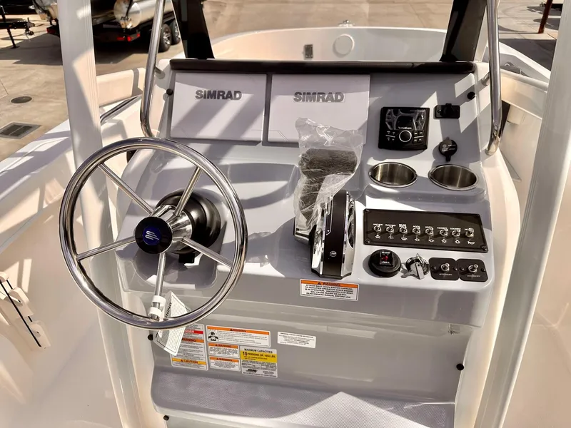 Slide: The Image of Bayliner Trophy T22CC w/ 250HP Mercury! 2024 - 13