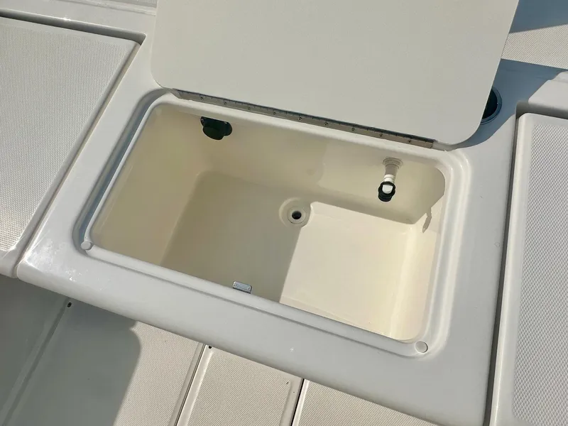 Slide: The Image of Bayliner Trophy T22CC w/ 250HP Mercury! 2024 - 17