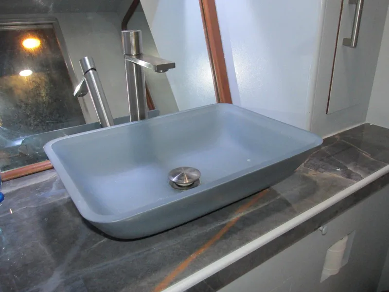 Slide: The Image of Vista 49 Motor Yacht 1988 - 116