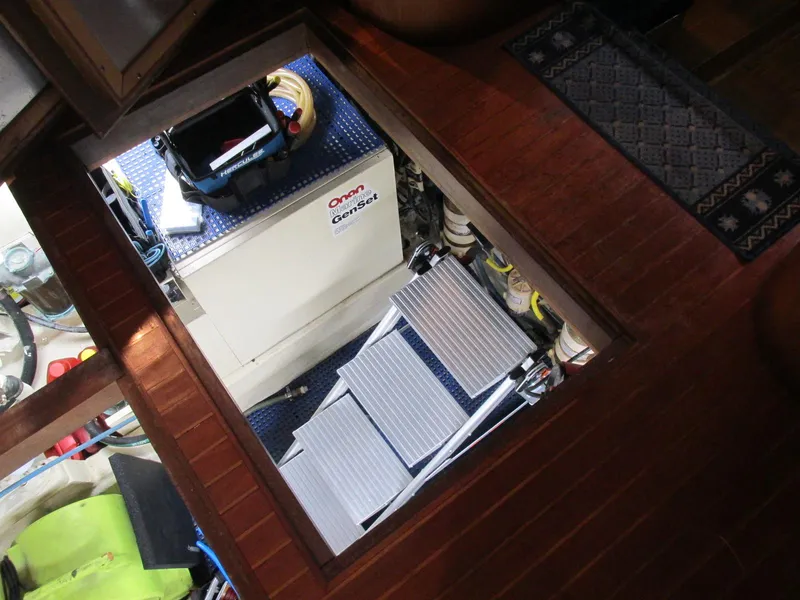 Slide: The Image of Vista 49 Motor Yacht 1988 - 125