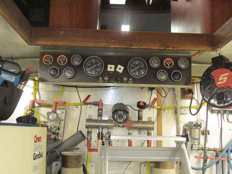 Slide: The Image of Vista 49 Motor Yacht 1988 - 143