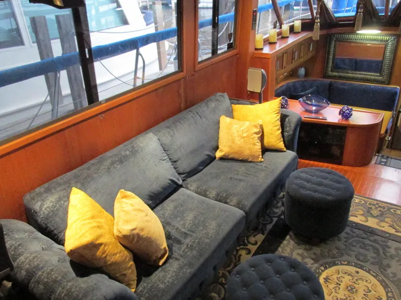 Slide: The Image of Vista 49 Motor Yacht 1988 - 55