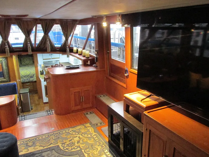 Slide: The Image of Vista 49 Motor Yacht 1988 - 56