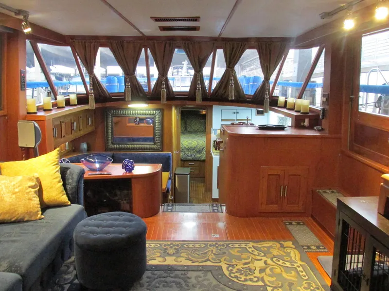 Slide: The Image of Vista 49 Motor Yacht 1988 - 57