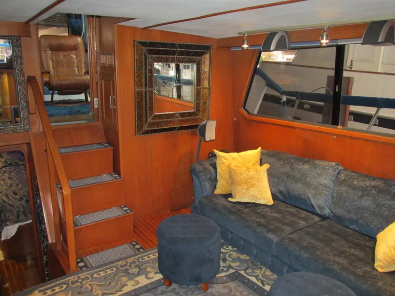 Slide: The Image of Vista 49 Motor Yacht 1988 - 58