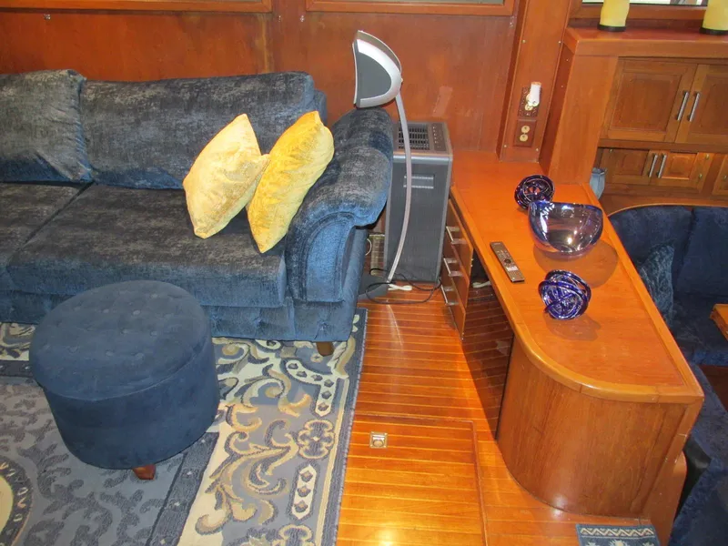 Slide: The Image of Vista 49 Motor Yacht 1988 - 59