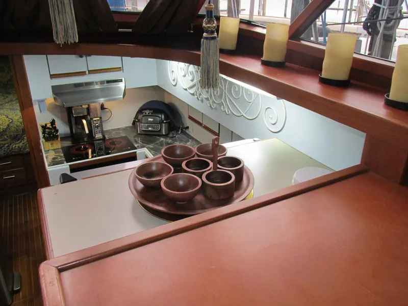 Slide: The Image of Vista 49 Motor Yacht 1988 - 65