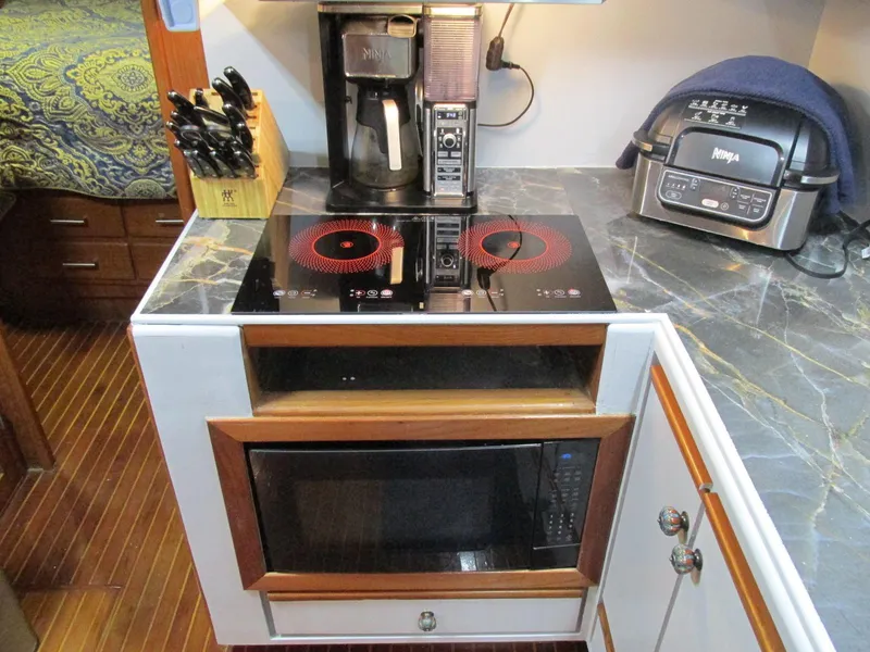 Slide: The Image of Vista 49 Motor Yacht 1988 - 69