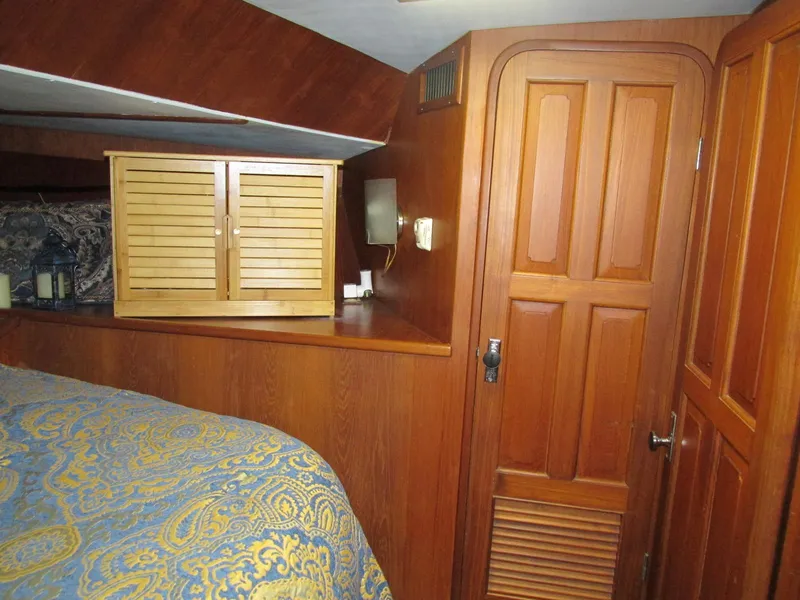 Slide: The Image of Vista 49 Motor Yacht 1988 - 82