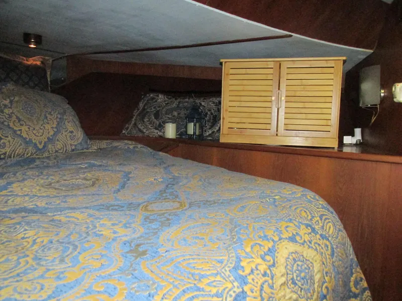 Slide: The Image of Vista 49 Motor Yacht 1988 - 83