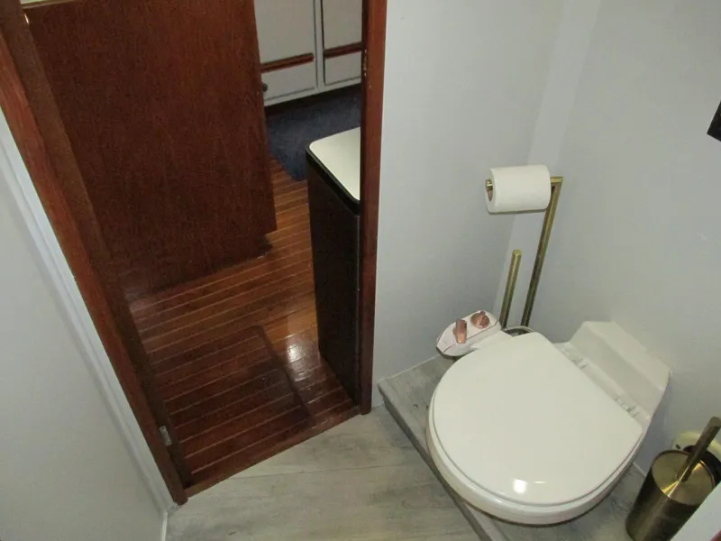 Slide: The Image of Vista 49 Motor Yacht 1988 - 93