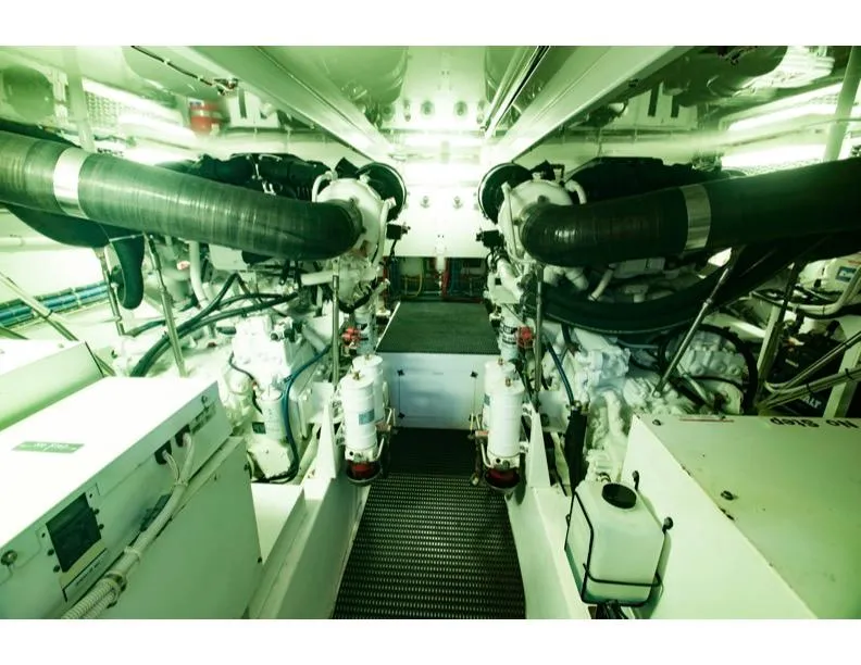 Slide: The Image of Hatteras 64 Motor Yacht 2006 - 53