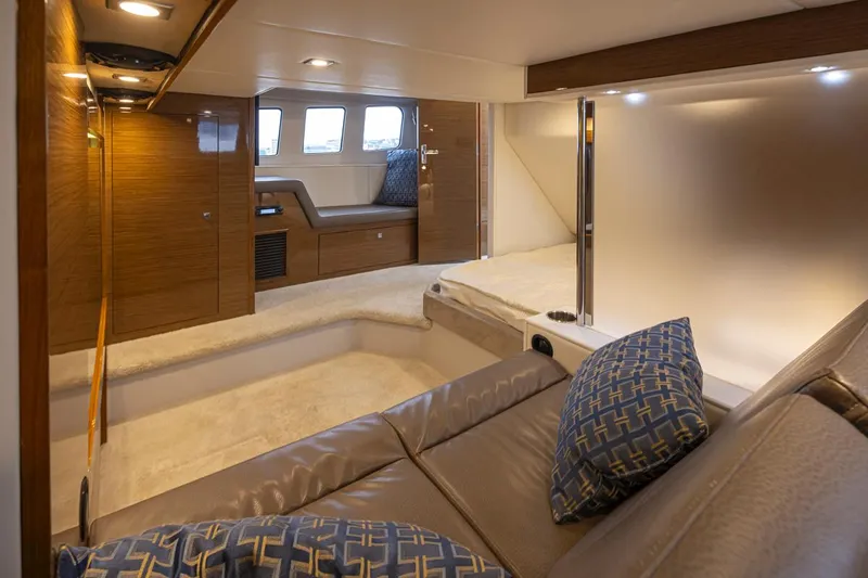Slide: The Image of Interior of 2018 Cruisers Yachts 45 Cantius with luxurious seating and modern design. - 25