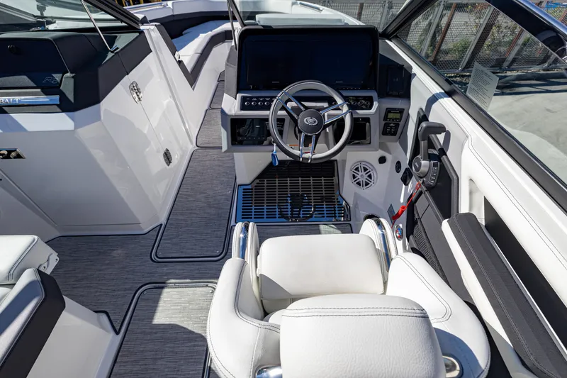 Slide: The Image of Cobalt R8 2024 - 12