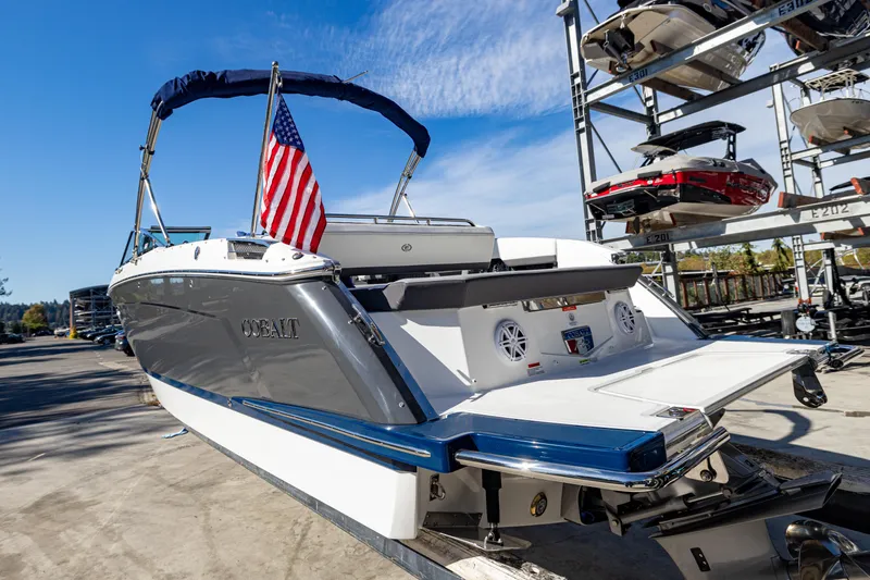 Slide: The Image of Cobalt R8 2024 - 3