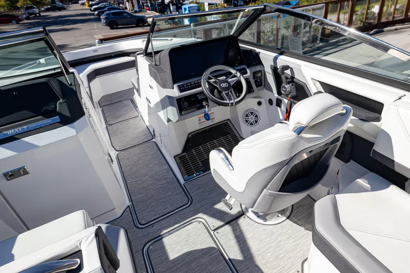 Slide: The Image of Cobalt R8 2024 - 6