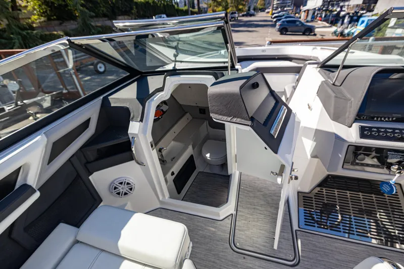 Slide: The Image of Cobalt R8 2024 - 8