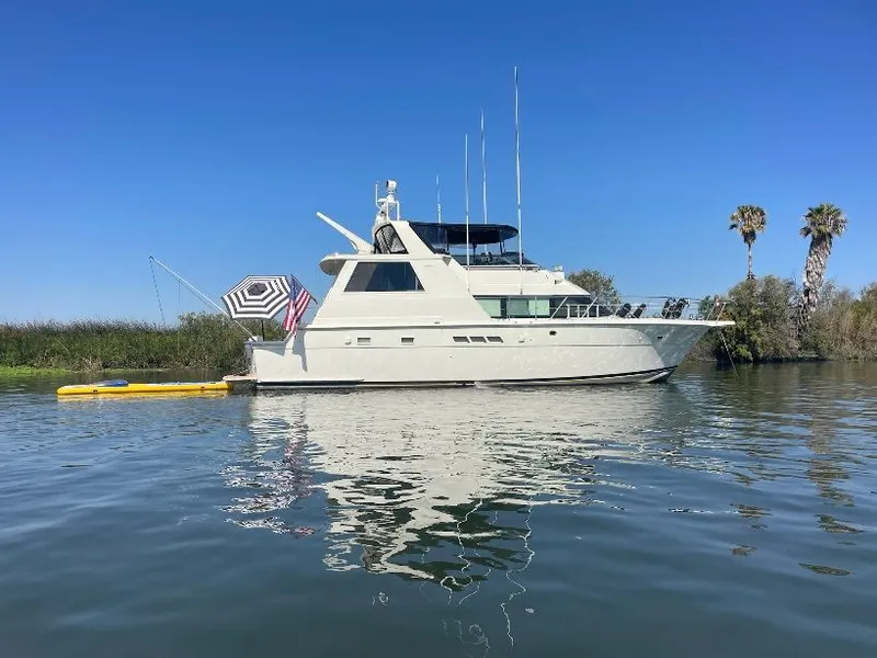 Slide: The Image of Hatteras 52 Cmy 1990 - 1