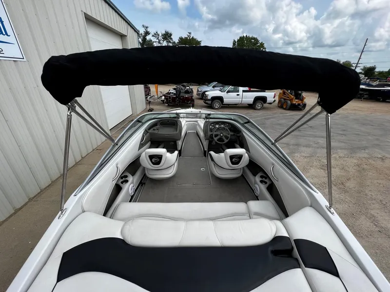 Slide: The Image of Crownline Boats 21 SS 2009 - 17