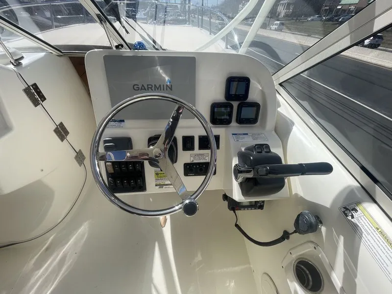 Slide: The Image of World Cat 255DC 2015 - 6