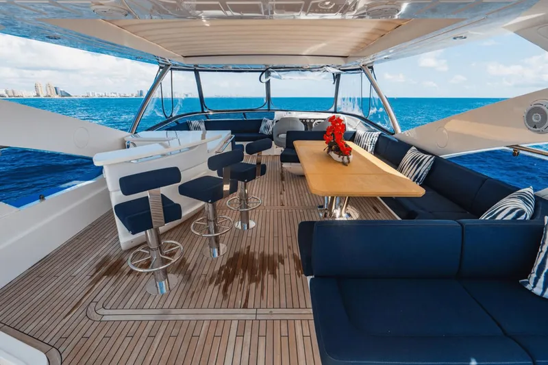 Slide: The Image of Sunseeker 86 Yacht 2019 - 14