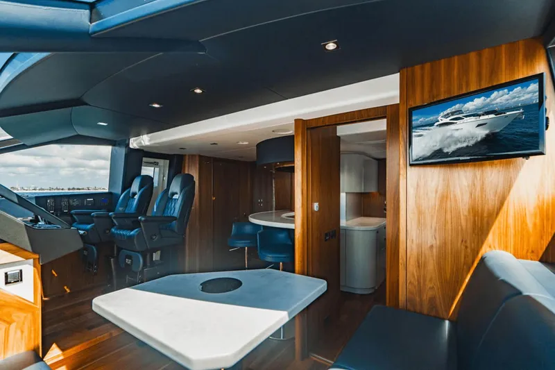 Slide: The Image of Sunseeker 86 Yacht 2019 - 29