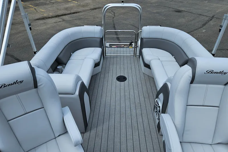 Slide: The Image of 2024 Bentley Pontoons Elite 220 Admiral interior with luxurious seating and modern design. - 17