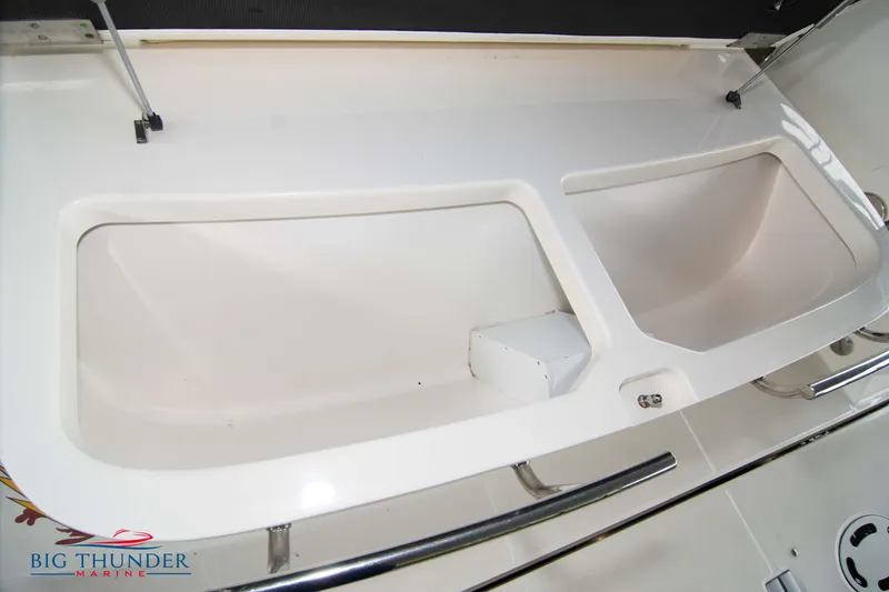 Slide: The Image of Storage compartments on a 2013 Sea Ray 540 Sundancer yacht. - 19