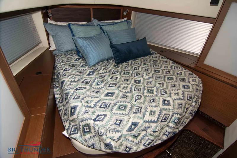 Slide: The Image of Sea Ray Sundancer 540 2013 - 92