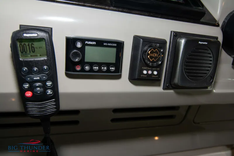 Slide: The Image of Sea Ray Sundancer 540 2013 - 56