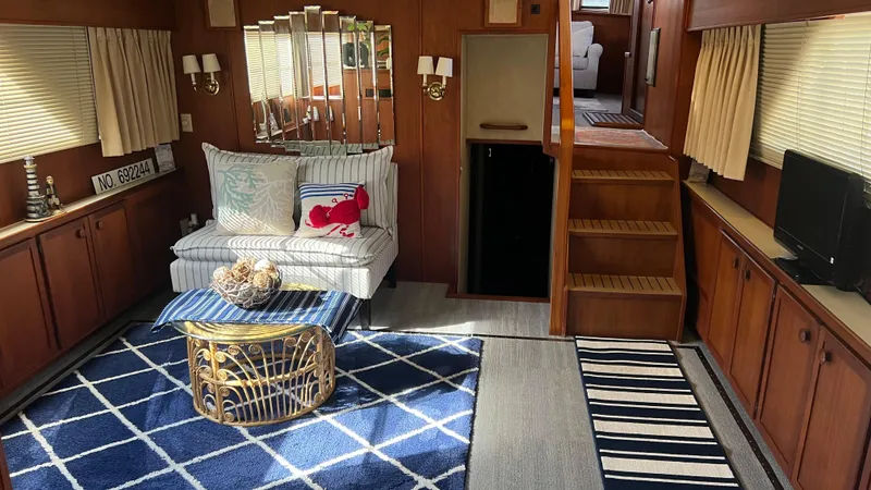 Slide: The Image of Chris-Craft Constellation 500 1986 - 17