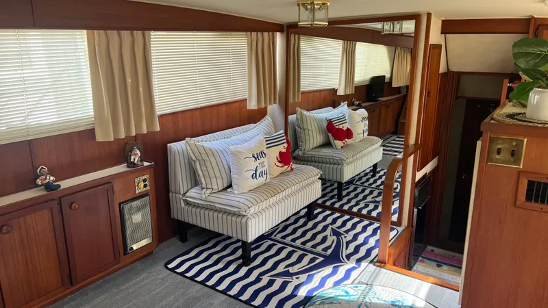 Slide: The Image of Chris-Craft Constellation 500 1986 - 18