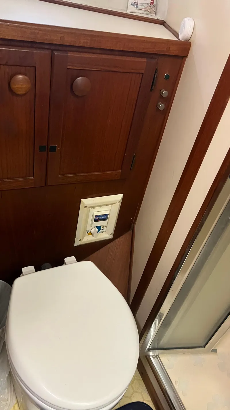 Slide: The Image of Chris-Craft Constellation 500 1986 - 28