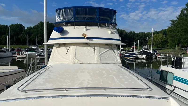 Slide: The Image of Chris-Craft Constellation 500 1986 - 4