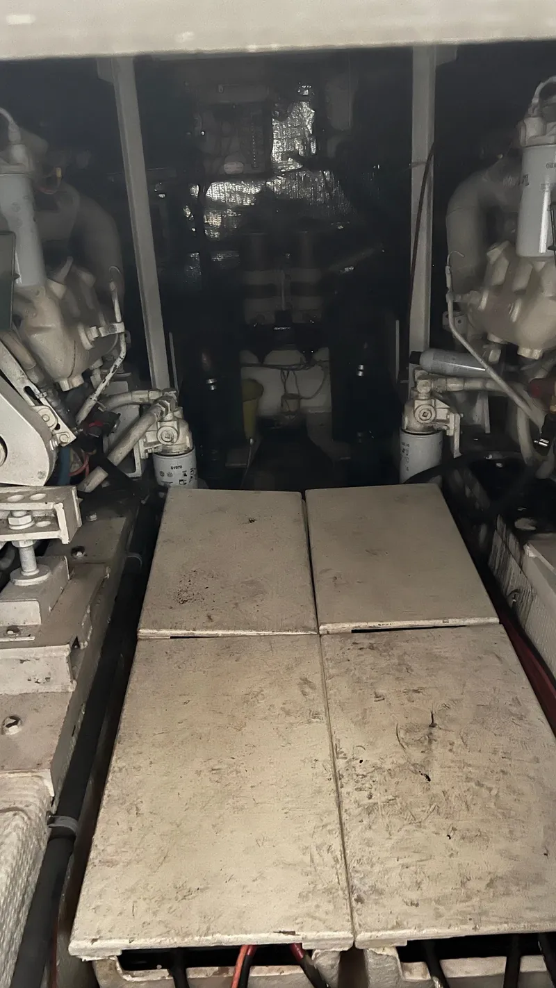 Slide: The Image of Chris-Craft Constellation 500 1986 - 41