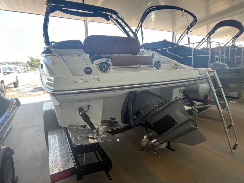 Slide: The Image of Crownline Boats 260 SS SURF 2024 - 4