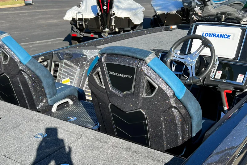Slide: The Image of 2024 Ranger Z520R Ranger Cup Equipped boat interior with Lowrance electronics. - 2