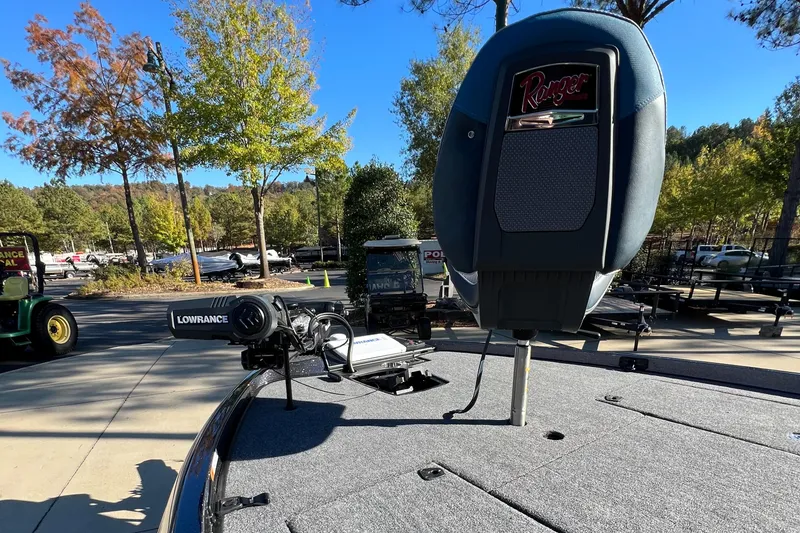 Slide: The Image of 2024 Ranger Z520R Ranger Cup Equipped boat with Lowrance electronics on deck. - 3