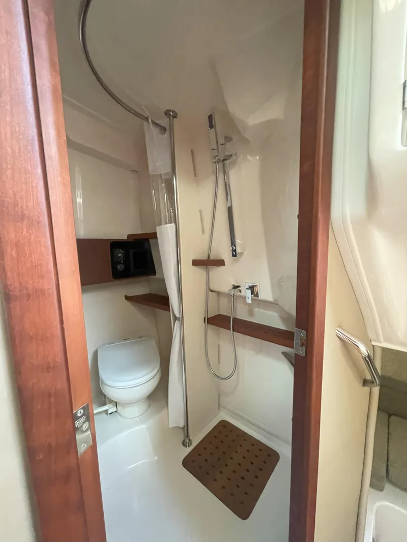 Slide: The Image of Shower - 33